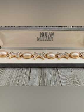 Nolan Miller Vintage Gold Tone Faux Pearls Rhinestones Classic Bracelet Elegant